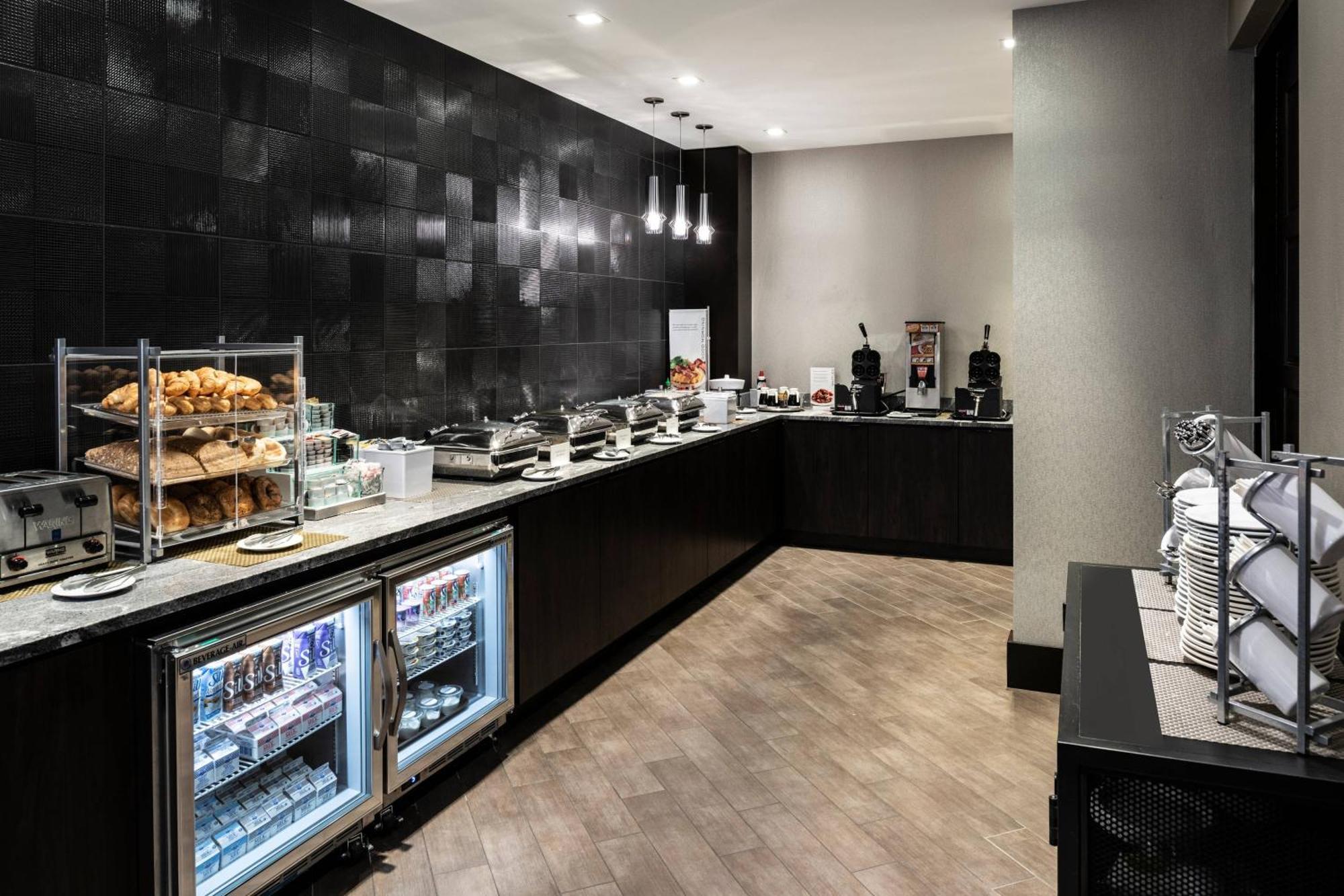 Residence Inn By Marriott Boston Logan Airport/Chelsea Zewnętrze zdjęcie